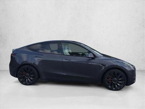 Used 2023 Tesla Model Y Performance AWD/4WD image 4