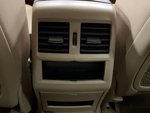 Used 2016 Mercedes-Benz GL 450 4MATIC image 23