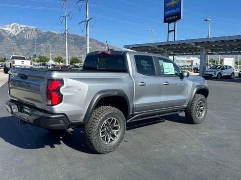 New 2026 Chevrolet Colorado ZR2 w/ Technology Package AWD/4WD image 25