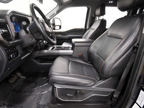 Used 2023 Ford F250 Lariat w/ Black Appearance Package AWD/4WD image 14