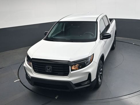 Certified 2023 Honda Ridgeline Sport image 21