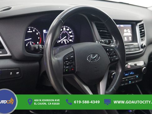 Used 2018 Hyundai Tucson Value FWD image 19