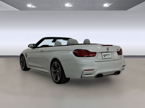 Used 2020 BMW M4 Convertible w/ Executive Package image 3