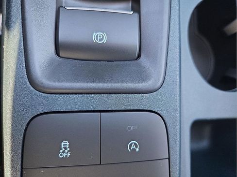 New 2026 Ford Maverick XLT FWD image 17