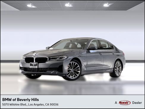 Used 2023 BMW 530e w/ Premium Package image 1