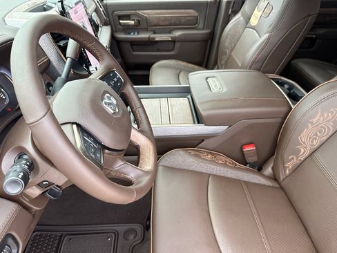 New 2026 RAM 2500 Limited AWD/4WD image 20