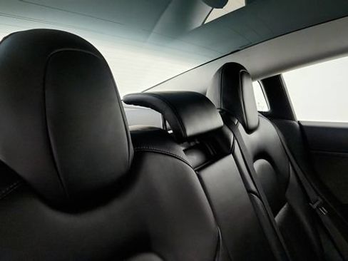 Used 2022 Tesla Model 3 RWD image 38
