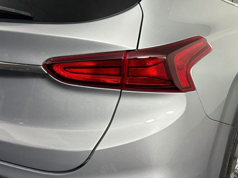 Used 2020 Hyundai Santa Fe SE FWD image 33
