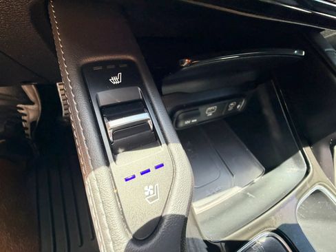Used 2023 Kia Telluride SX X-Line AWD/4WD image 19