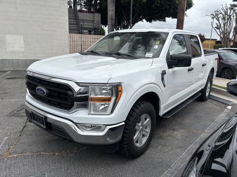 Used 2022 Ford F150 XLT w/ Trailer Tow Package AWD/4WD image 2