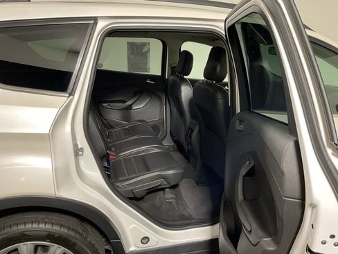 Used 2019 Ford Escape SEL AWD/4WD image 36