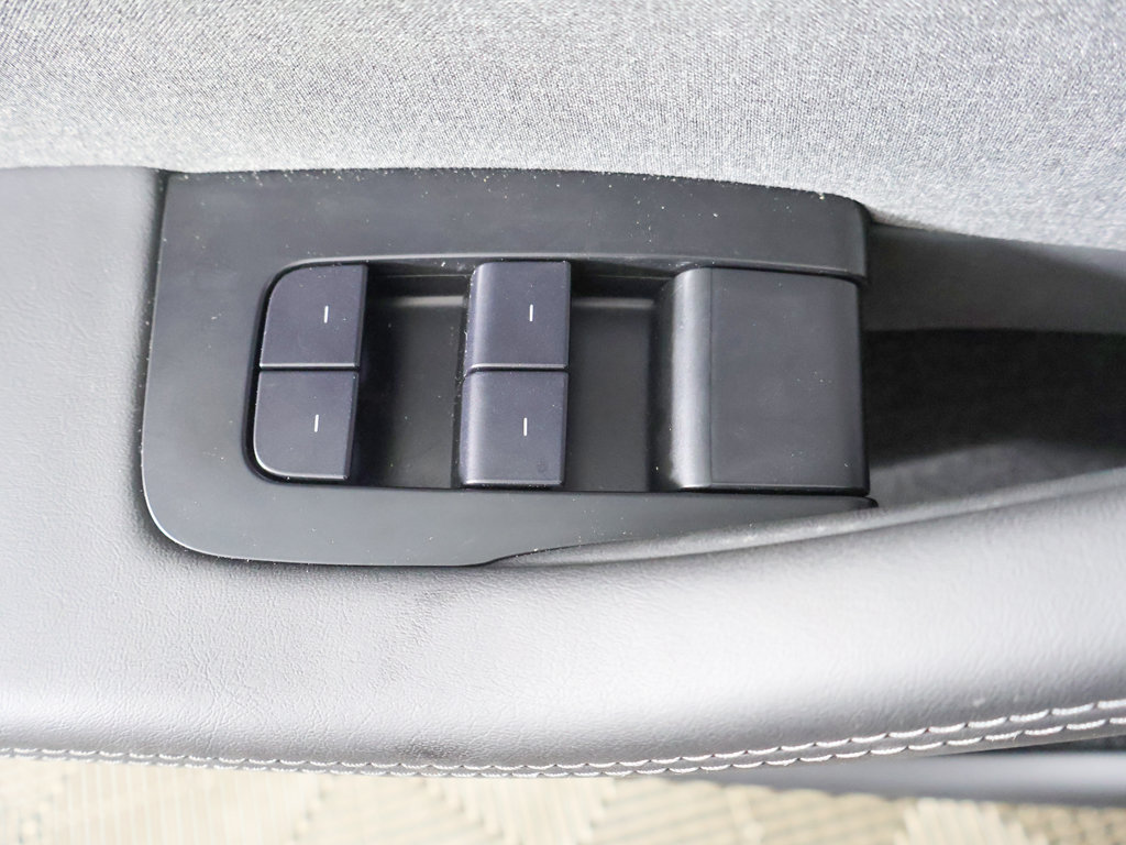 Used 2025 Tesla Model 3 Long Range RWD image 41