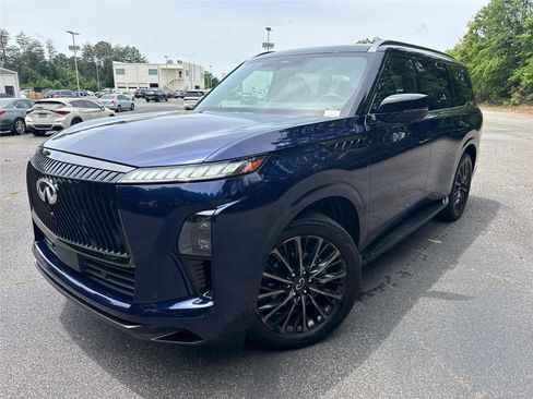 Used 2025 INFINITI QX80 Autograph AWD/4WD image 2
