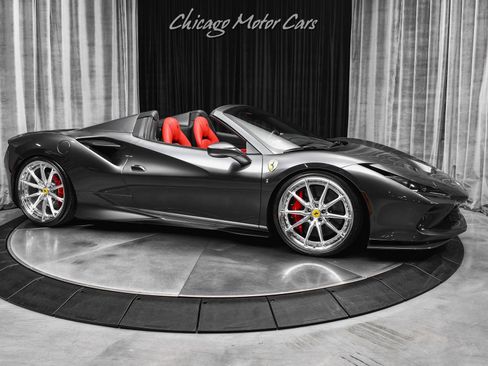 Used 2022 Ferrari F8 Tributo image 6