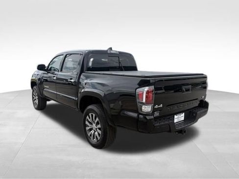 Used 2023 Toyota Tacoma Limited AWD/4WD image 11