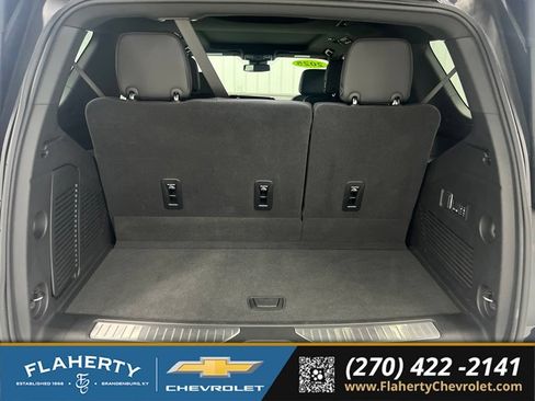 Used 2025 Chevrolet Tahoe RST w/ RST Capability Package AWD/4WD image 18