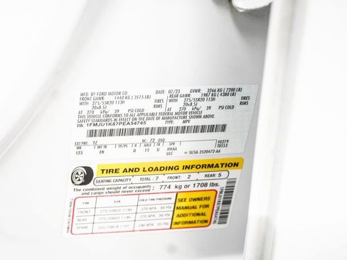 Used 2023 Ford Expedition Limited image 46