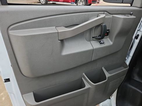 Used 2025 Chevrolet Express 2500 w/ Driver Convenience Package RWD image 17