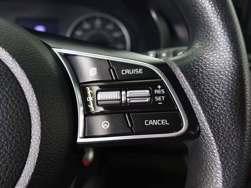 Used 2023 Kia Seltos LX image 37