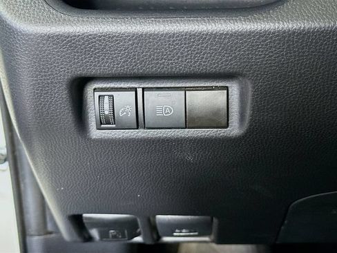Certified 2025 Toyota RAV4 XLE FWD image 11