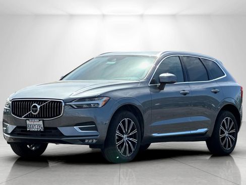 Used 2021 Volvo XC60 T5 Inscription w/ Advanced Package image 7