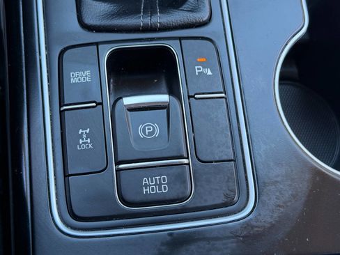 Used 2019 Kia Sorento SX image 47