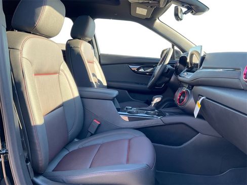 New 2025 Chevrolet Blazer RS w/ Driver Confidence II Package image 25
