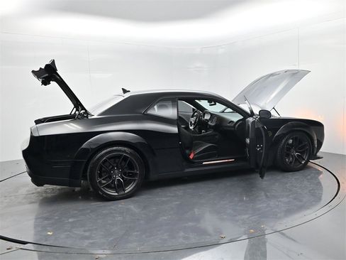 Used 2019 Dodge Challenger SRT Hellcat w/ Widebody Package image 51
