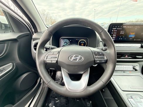 Used 2023 Hyundai Kona SEL w/ Cargo Package image 11