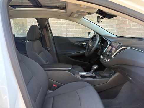 Used 2024 Chevrolet Malibu LT FWD image 26