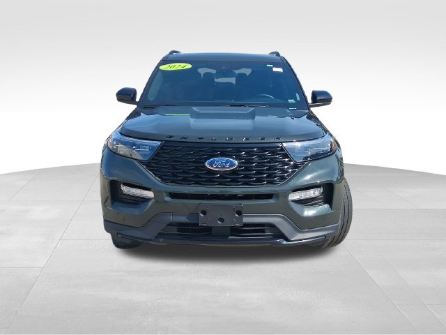 Used 2024 Ford Explorer ST-Line w/ Class IV Trailer Tow Package AWD/4WD image 13