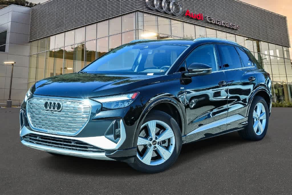 Used 2024 Audi Q4 e-tron Premium AWD/4WD image 1