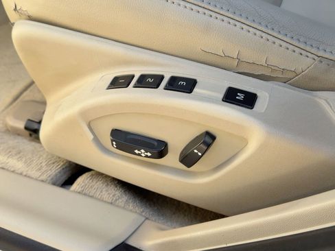 Used 2015 Volvo S60 T5 Premier image 11