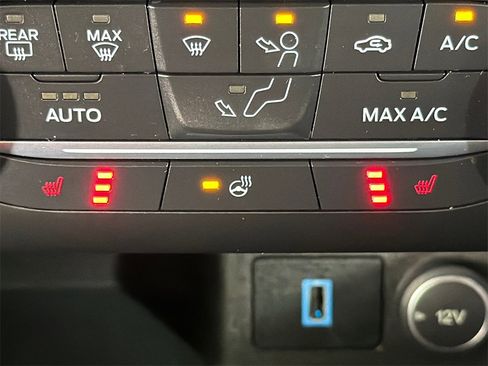 Used 2020 Ford Escape SEL image 31