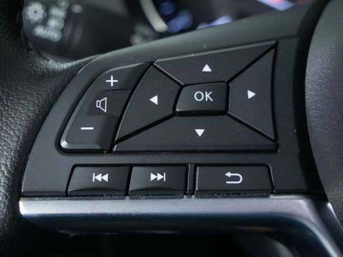 Used 2022 Nissan Rogue Sport SL AWD/4WD image 25