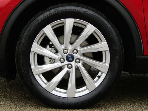 Used 2021 Ford Escape Titanium w/ Titanium Elite Package image 9