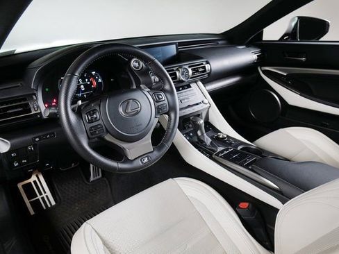 Used 2022 Lexus RC 350 F Sport image 3