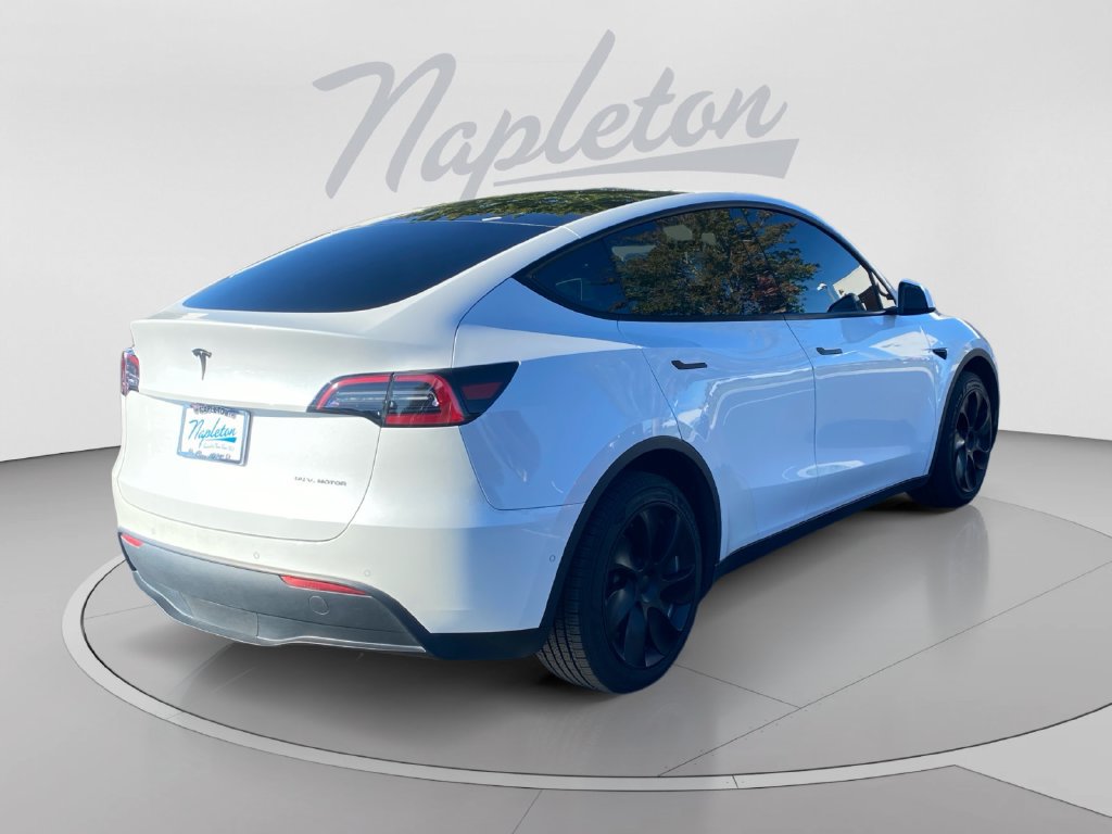 Used 2021 Tesla Model Y Long Range AWD/4WD image 6