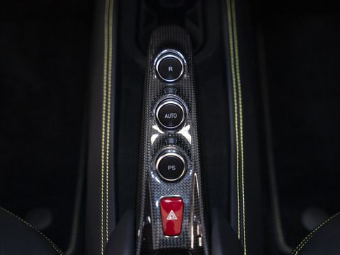 Certified 2022 Ferrari F8 Tributo RWD image 64
