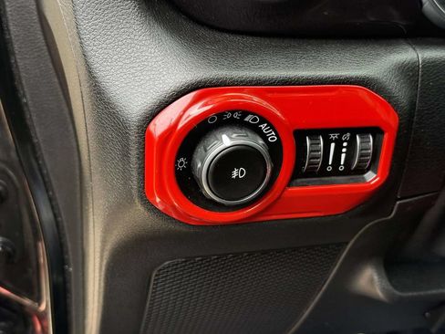Used 2021 Jeep Wrangler Unlimited Sport AWD/4WD image 26