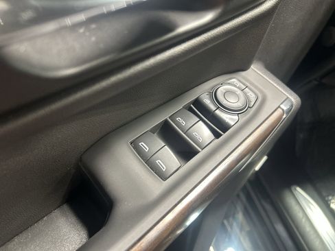 Certified 2022 GMC Sierra 1500 SLT w/ SLT Premium Plus Package image 25