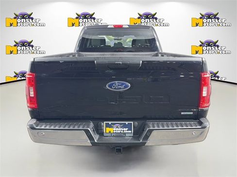 Used 2023 Ford F150 XLT w/ Trailer Tow Package image 6