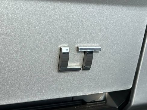 Used 2017 Chevrolet Silverado 1500 LT w/ All Star Edition AWD/4WD image 2