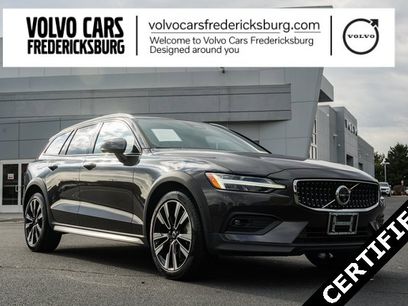 Used 2024 Volvo V60 B5 Cross Country Ultimate w/ Protection Package Premier