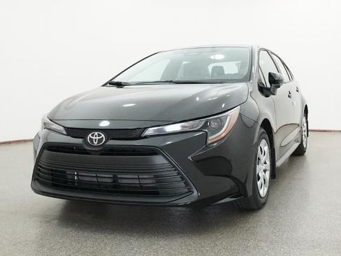 New 2026 Toyota Corolla LE FWD image 32