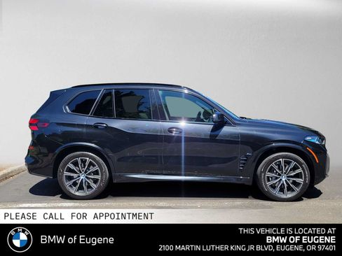 Used 2024 BMW X5 xDrive40i w/ M Sport Package AWD/4WD image 2