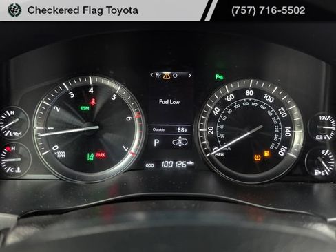 Used 2018 Lexus LX 570 4WD w/ Luxury Package image 25