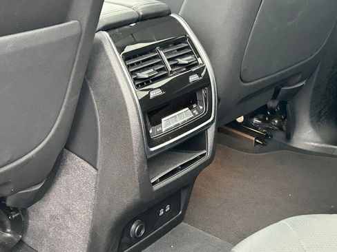 Used 2025 BMW X7 xDrive40i AWD/4WD image 68