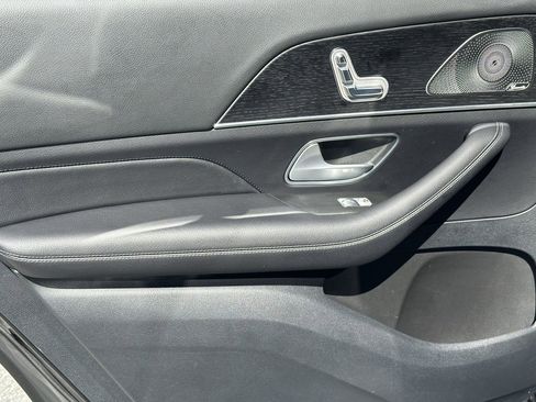 Certified 2025 Mercedes-Benz GLS 450 4MATIC image 25
