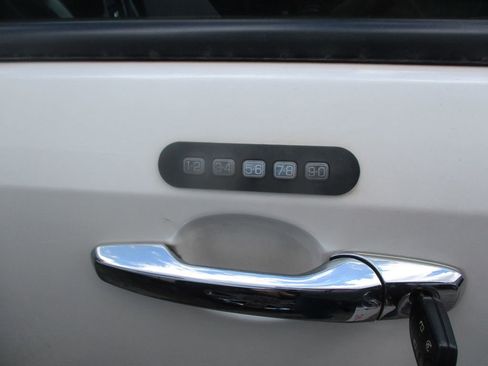 Used 2011 Ford Edge SEL w/ 201A Rapid Spec Order Code FWD image 9